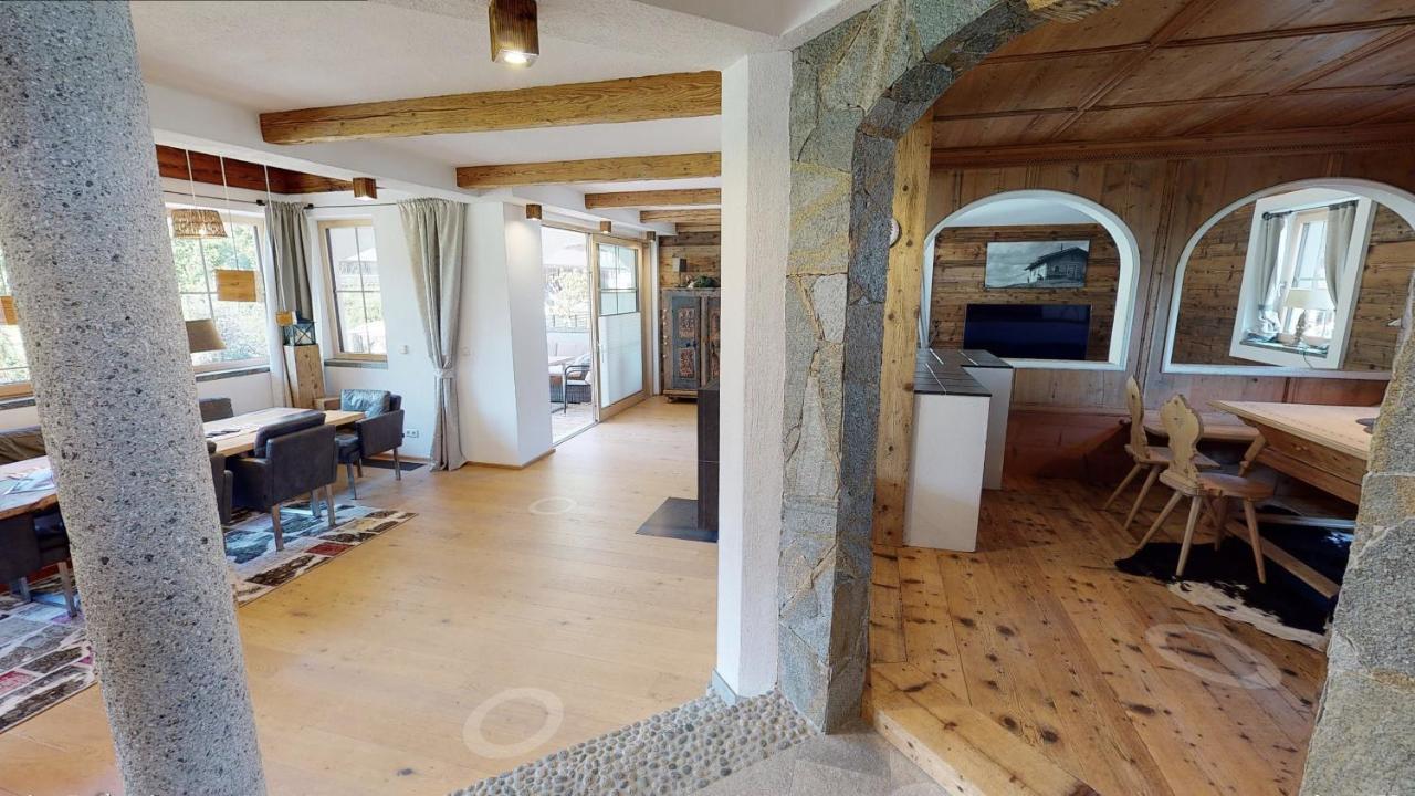 Appartements "Da Zillertaler Und Die Geigerin" Mayrhofen Exterior foto