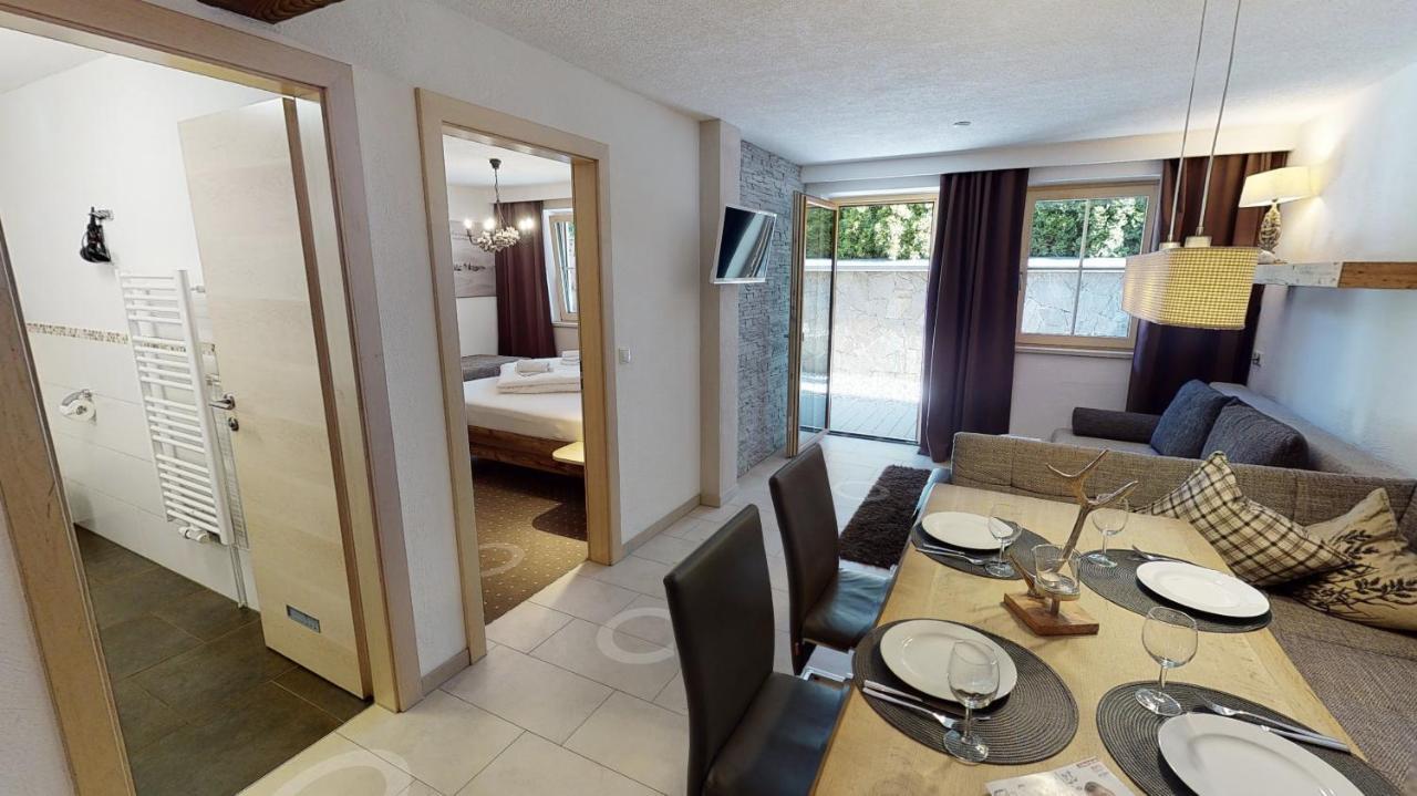 Appartements "Da Zillertaler Und Die Geigerin" Mayrhofen Exterior foto
