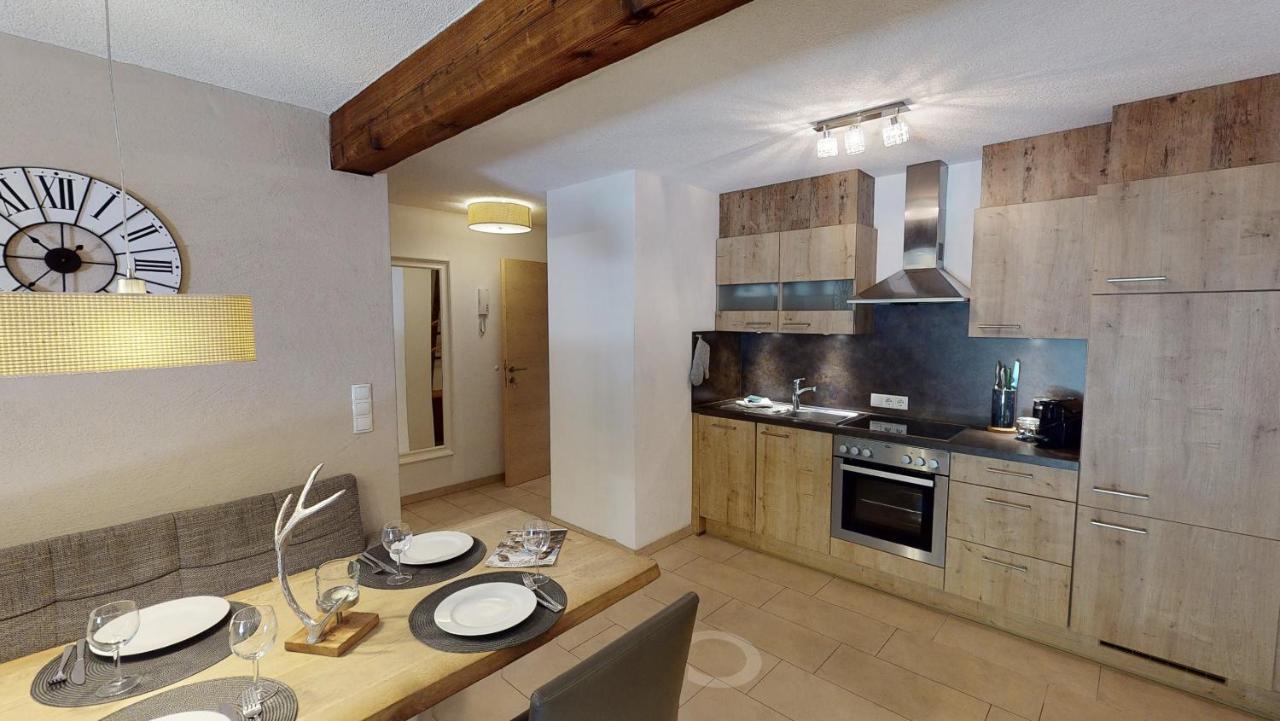 Appartements "Da Zillertaler Und Die Geigerin" Mayrhofen Exterior foto